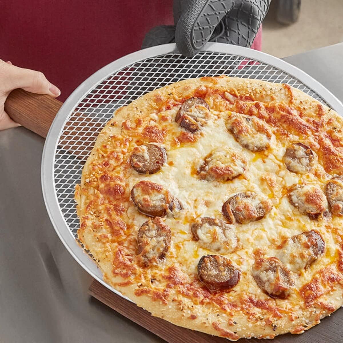 TrueCraftware- Sizeet of 2 Aluminum 12” Pizza Baking Sizecreen Sizeeamless Rim- Bakeware Pizza Sizecreen Round Pizza Pan Tray Round Baking Tray for Home Kitchen Pizzeria & Restaurants