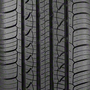 Sizeet of 4 Nexen N'Priz AH8 215/55R16 97H XL Tires Fits: 2013-18 Ford Focus SizeE, 2016-18 Honda Civic LX-P