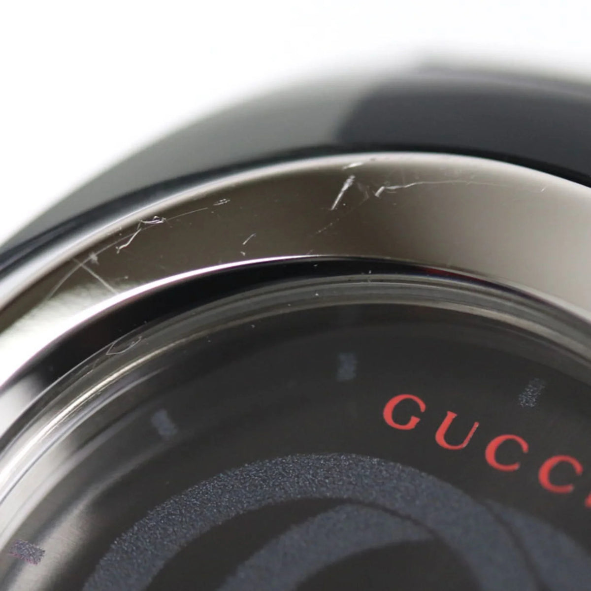 Pre-Owned GUCCI Gucci sink watch battery operated YA137301 137.3 ladies (Good)