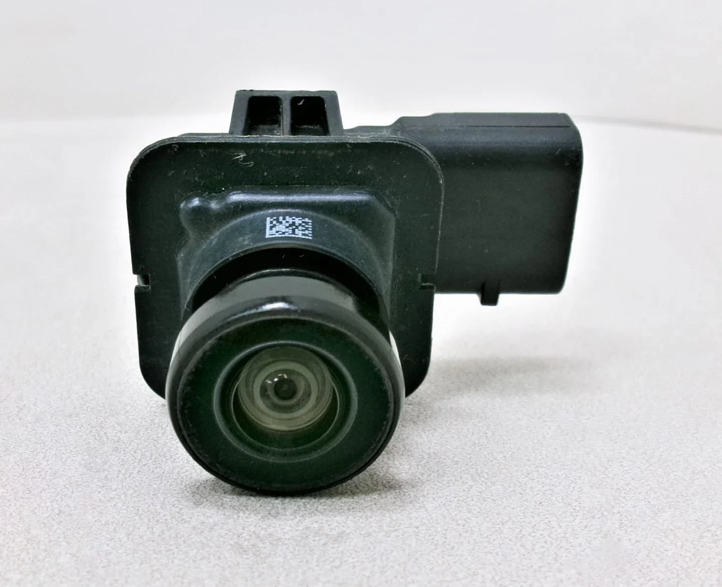 Pre-Owned 2017 Ford Fusion Rear View Backup Camera HSize7T-19G490-AC OEM (Good)
